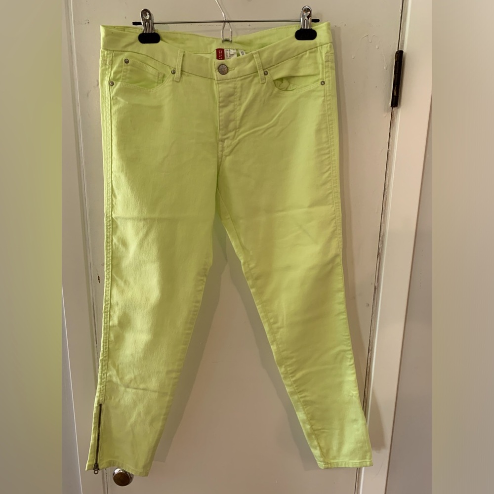 Acid green zipper ankle jeans